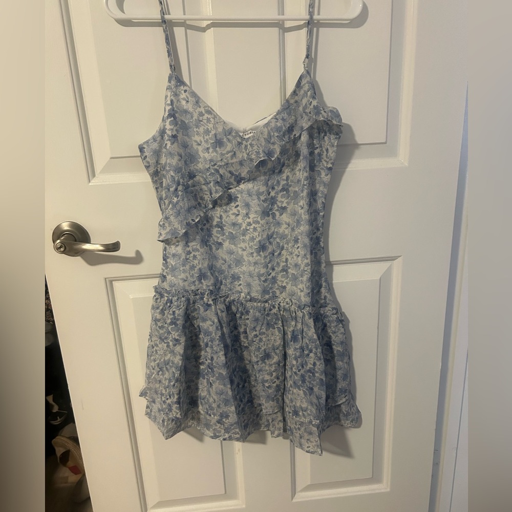 Red dress brand Storia Blue and white floral print mini dress size medium - Picture 4 of 6